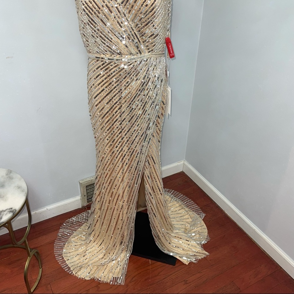 # Mac Duggal Starburst Sequin Column Gown New With Tag - Picture 6 of 17